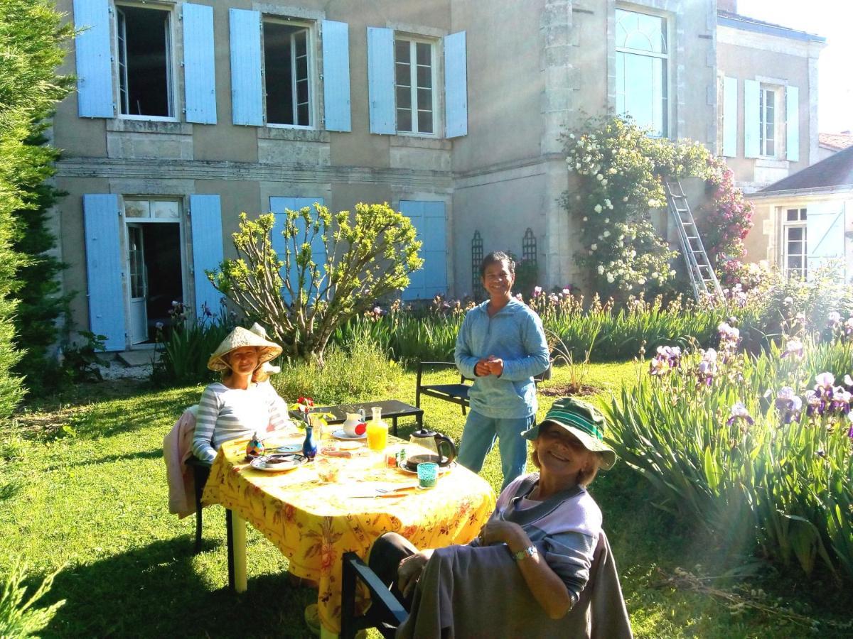 L'Isle De Bourbon Bed & Breakfast Le Gué-de-Velluire Eksteriør bilde